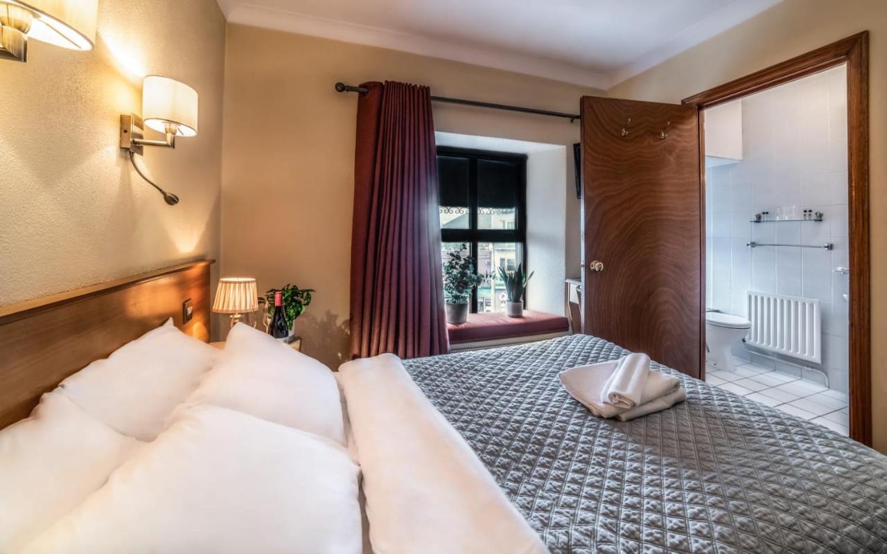 Holiday Hotel Galway Dış mekan fotoğraf
