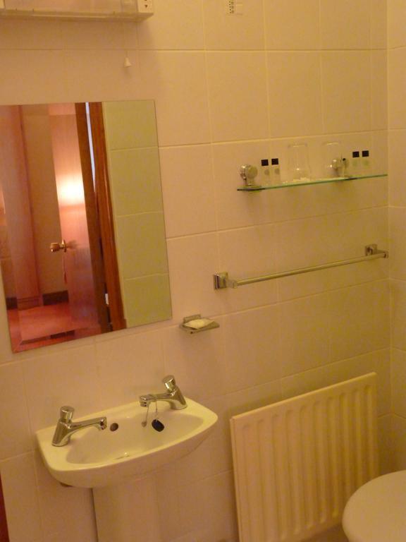 Holiday Hotel Galway Oda fotoğraf